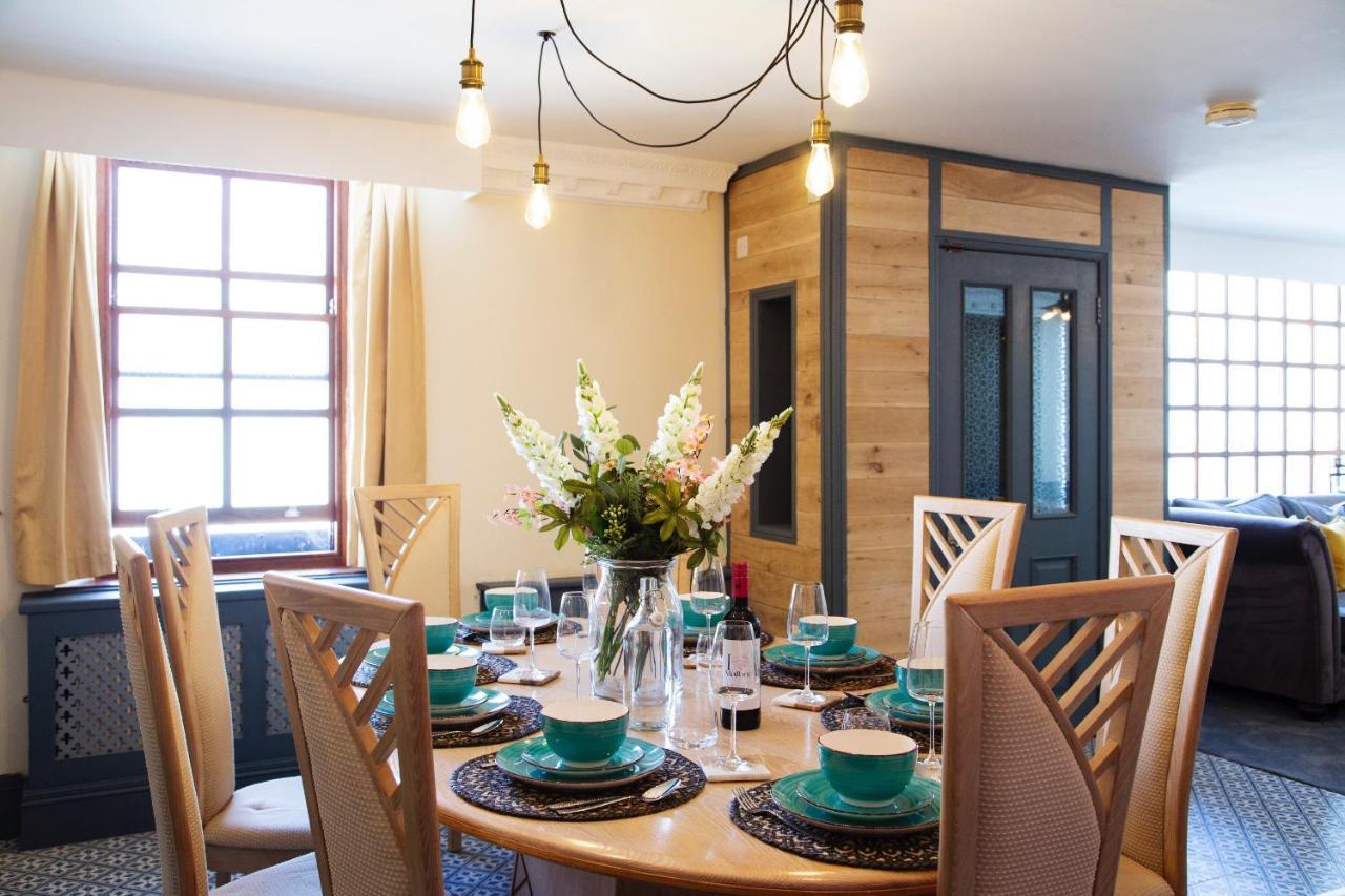 Cosy Open Plan Harbourside Inn With Superking Beds, Wood Burning Stove And Bar Торки Экстерьер фото